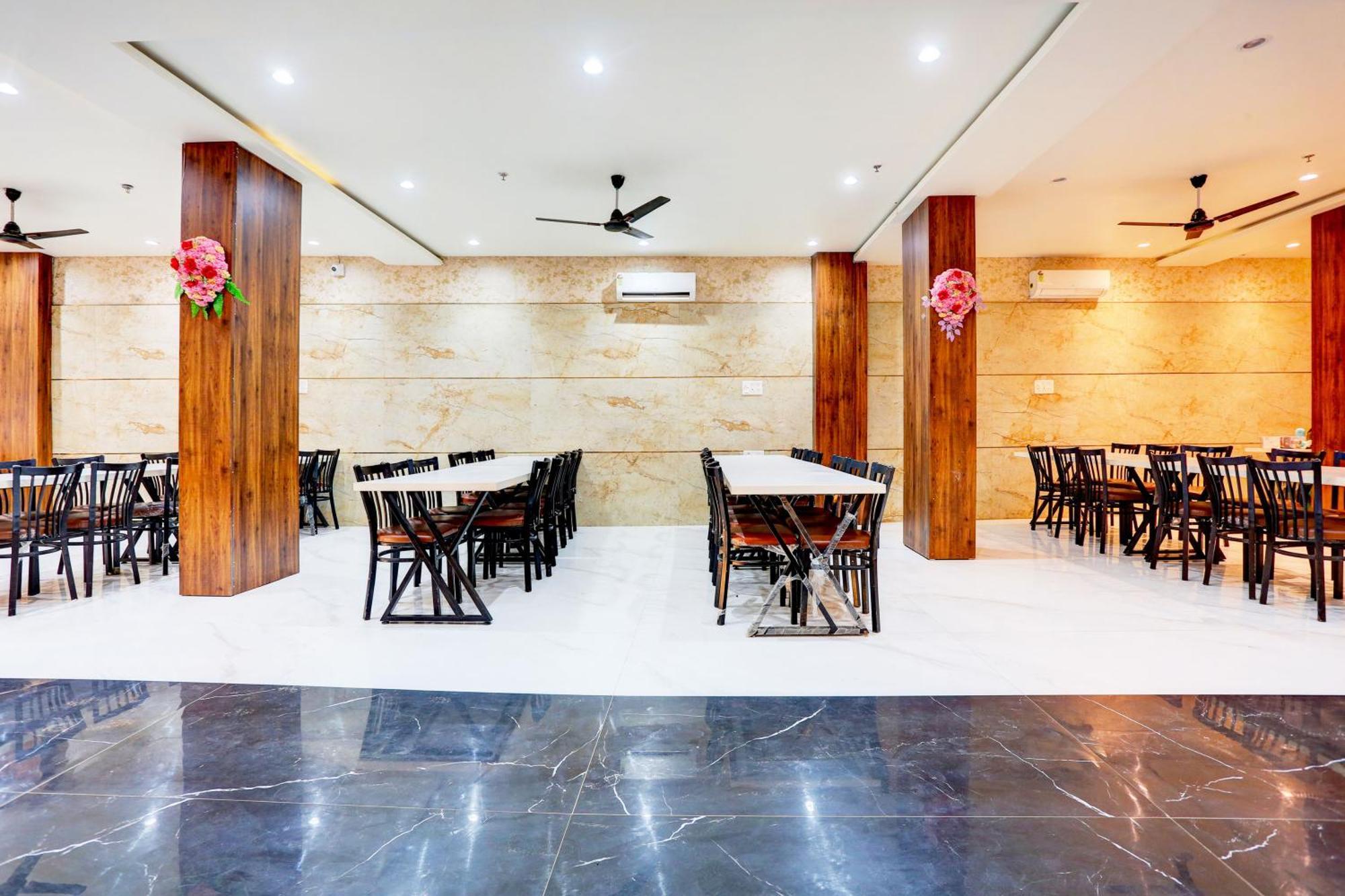 Hotel O Dev Paradise Gokul Екстер'єр фото