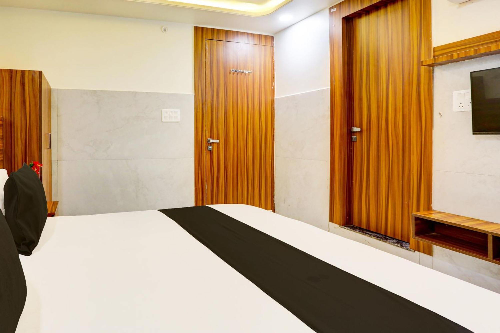 Hotel O Dev Paradise Gokul Екстер'єр фото